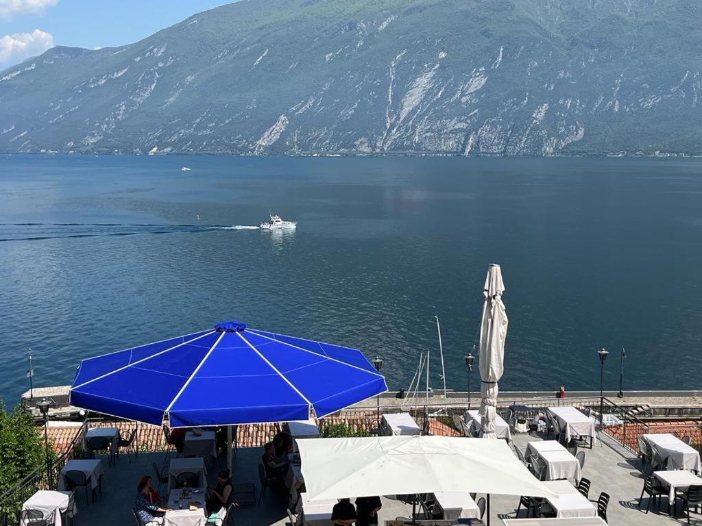 Hotel Alla Noce Limone sul Garda Luaran gambar